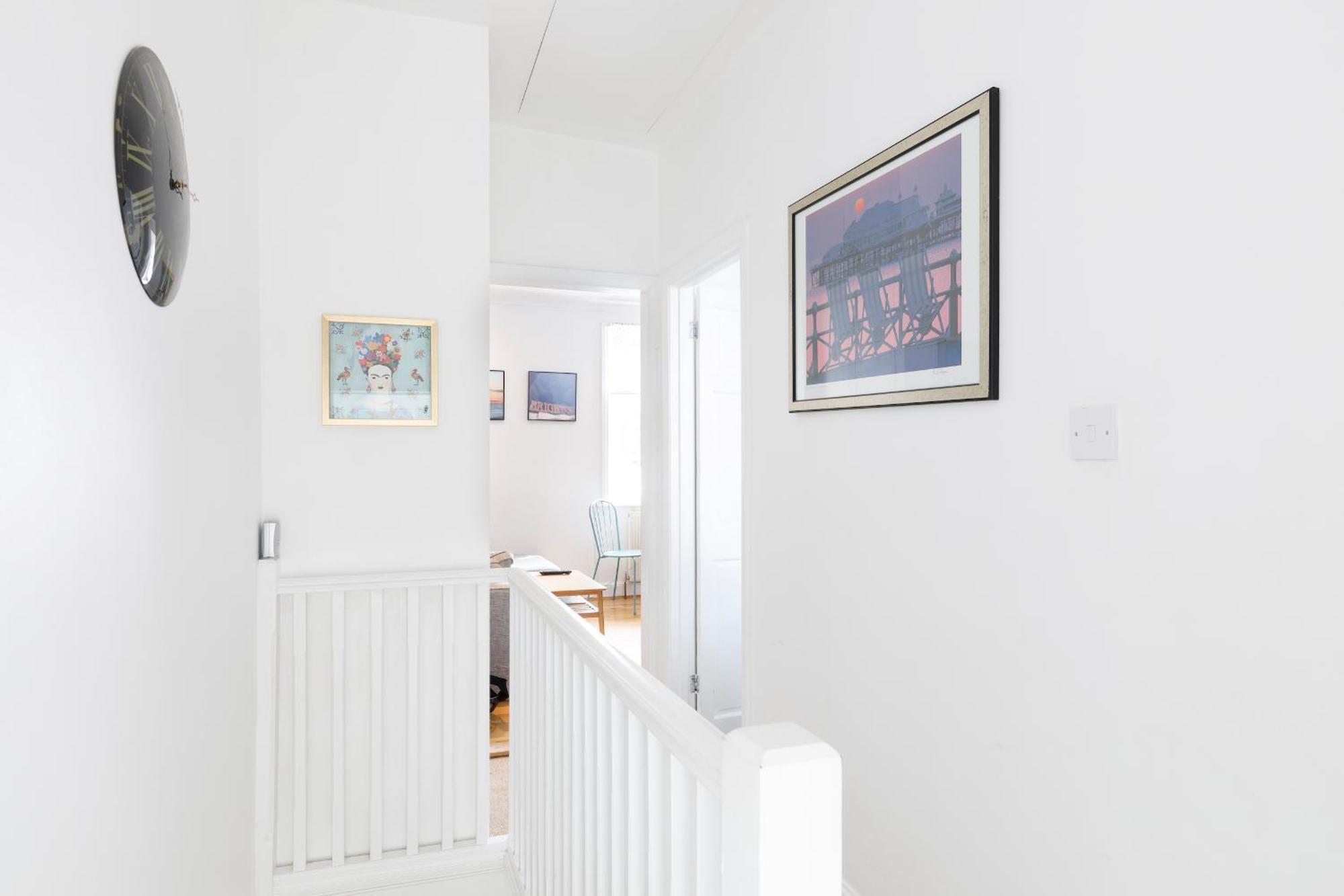 Trendy 1 Bed Flat With Roof Terrace Brighton